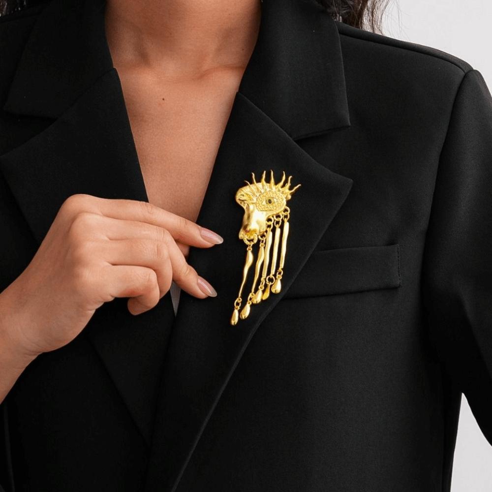 Zinc Zinc Alloy Devil's Eye Brooch Keyhole Shape Banquet Clothes Metal Pin  Clothes Accessories