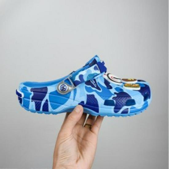 Unisex Rutschfeste Weichsohle Strandsandalen: Sommerliche coole flache Schuhe mit einzigartigem Lochmuster