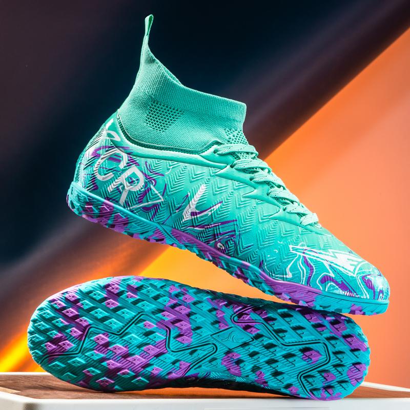 Nowe Młodzieżowe Buty Sportowe CR7 Niskie Buty Piłkarskie dla Uczniów z Długimi i Łamanymi Kolcami do Treningu i Meczy Profesjonalne