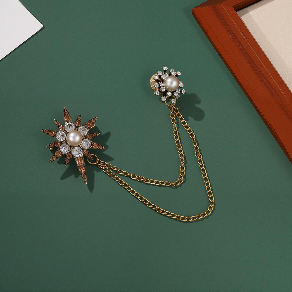 Temperament Retro Pearl Diamond-Encrusted Xingmang High-End Suit Brooch Metal Chain Fringed Niche Design Brooch