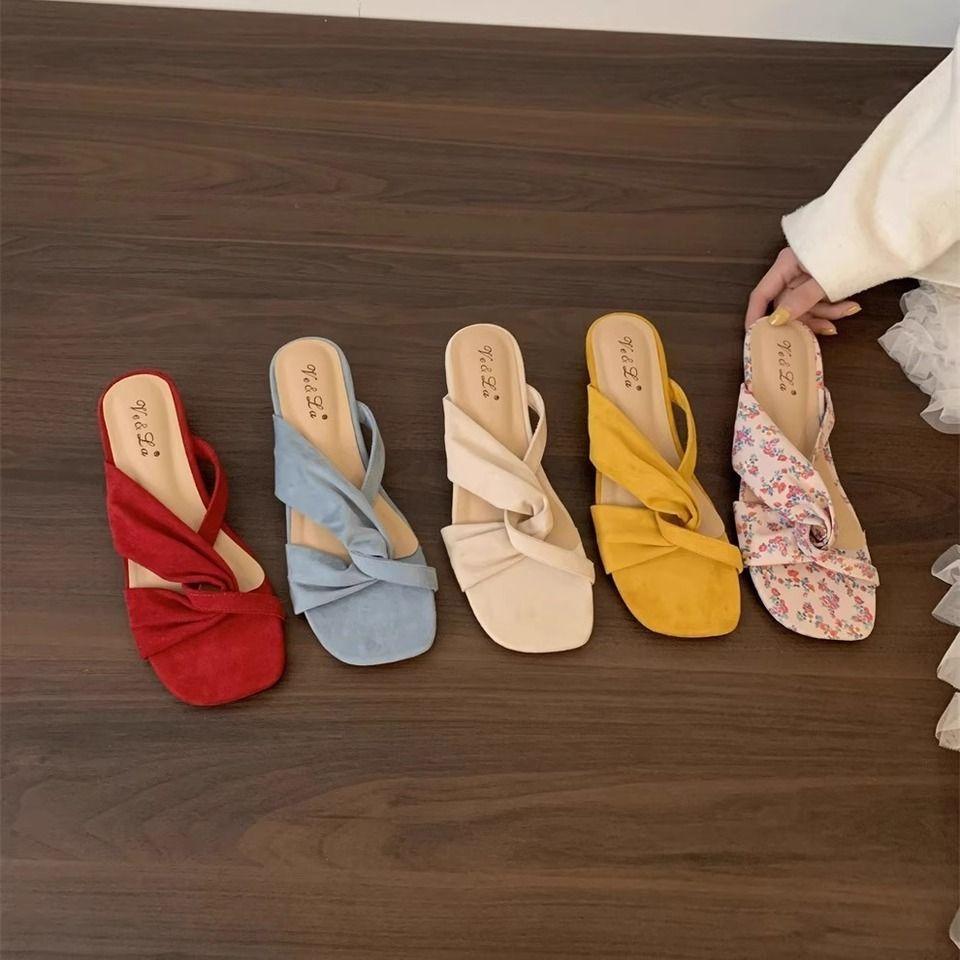 

Slippers women s summer wear cool slippers 2025 new summer with skirt sandals women s seaside French super fire sandals 40