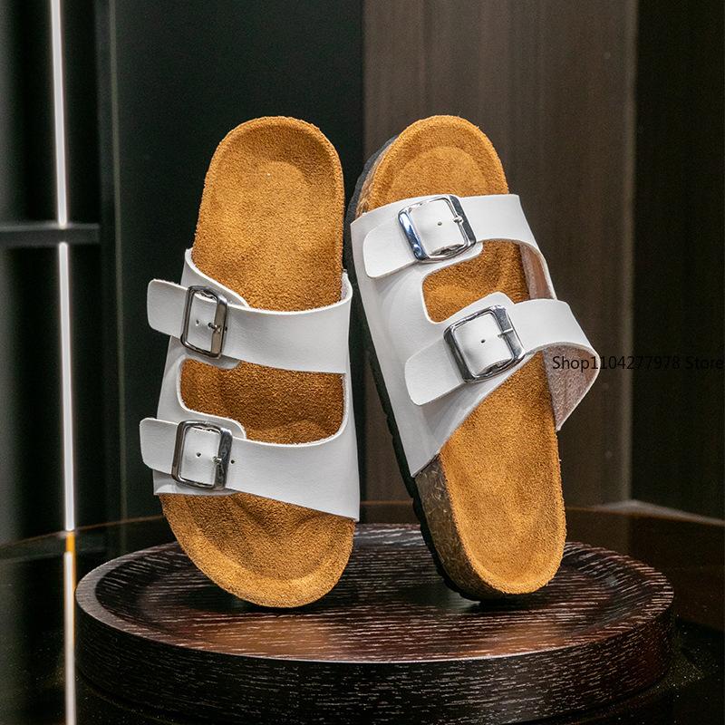 Fashion Plus Size Flat Slippers 2025 Summer Women Flat Casual Shoes Outdoor Square Toe Shoes Fashion Slip on Mules Beach Ladies Slippers