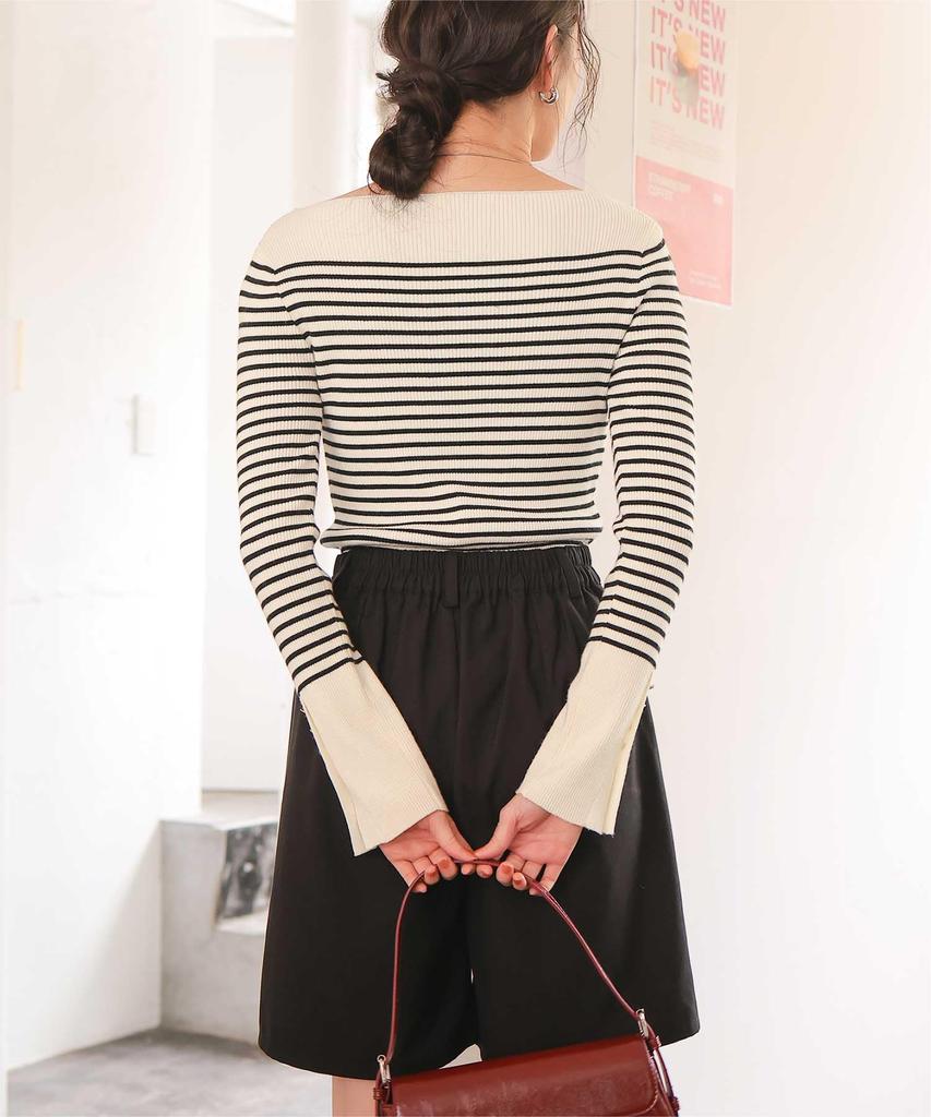 Titibait Boat Neck Knit with Gold Size White Buttons, Women's, S, (AYXP3048)