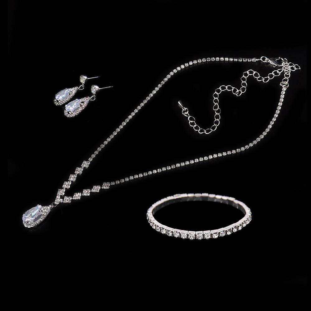 Elegant Rhinestone Tassel Jewelry Set: Necklace, Earrings, Bracelet – Perfect for Bridal or Banquet Wear