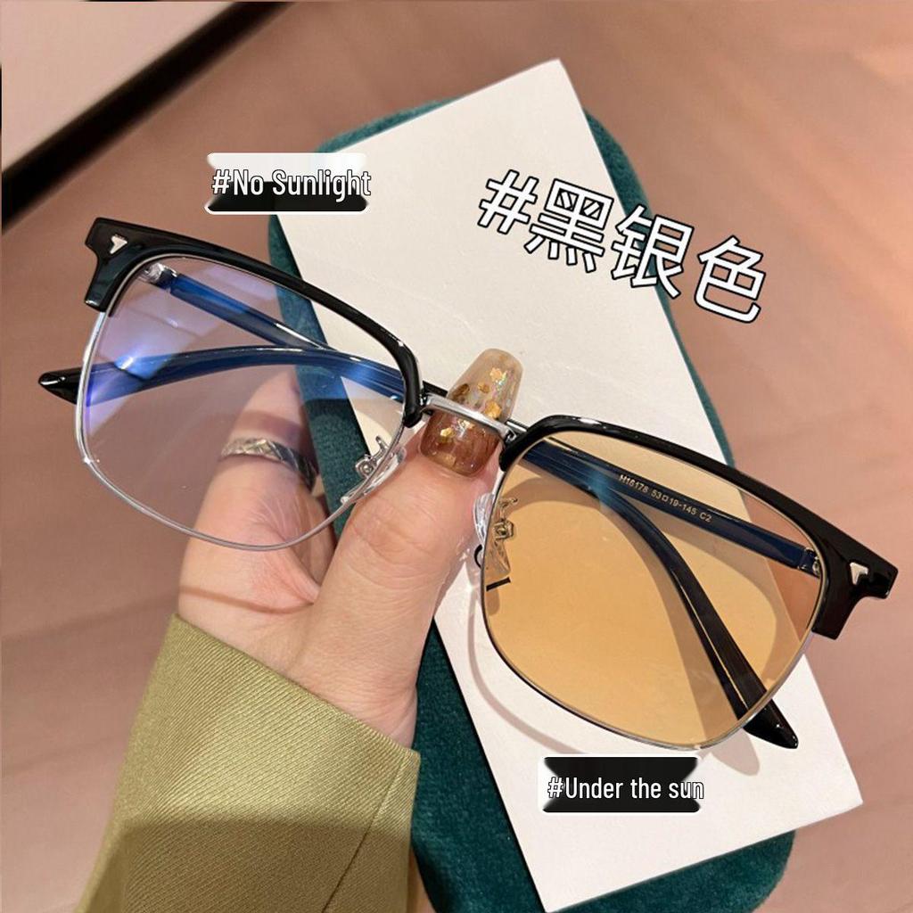 Retro Black Half-Frame Photochromic Myopia Glasses with Large Frames and Anti-Blue Light Feature