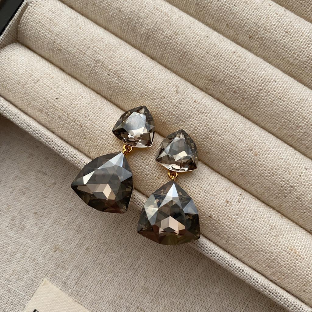 Triangular zircon stud earrings women's high-end fashion versatile sweet delicate temperament shining earrings romantic dream