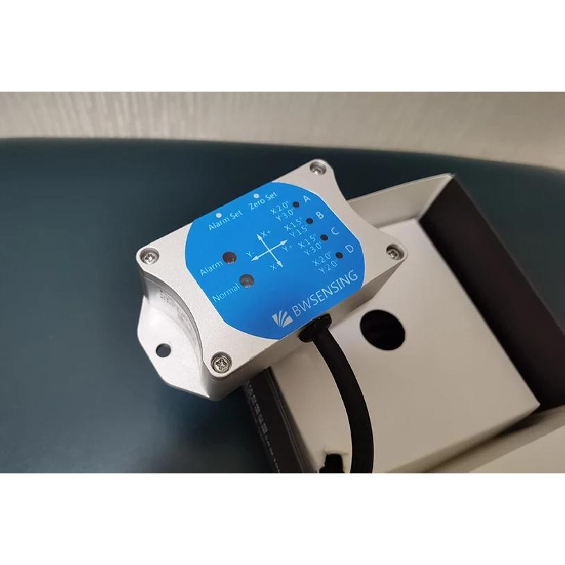 BIS341 Two-Axis Tilt Switch Inclinometer Alarm Angle Sensor 9-35V with Precision 0.1 Resolution 0.01-0.05 Output TTL / CAN