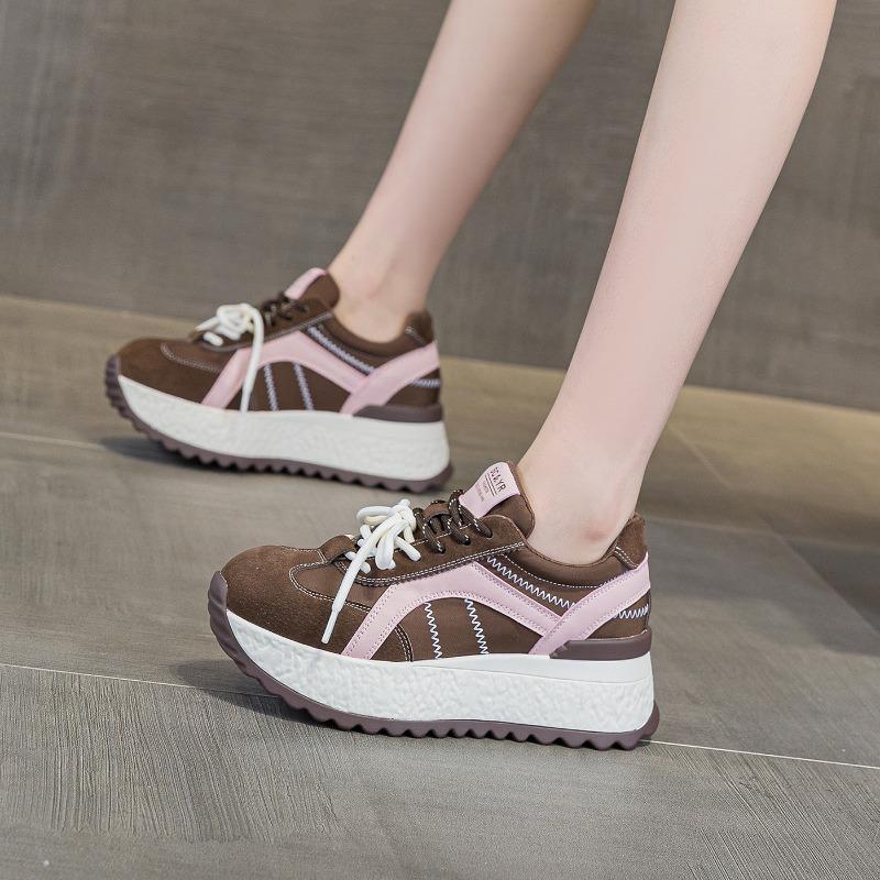 Novos Sapatos Casuais Esportivos Dad de Sola Grossa para Mulheres com Aumento de Altura da Palmilha