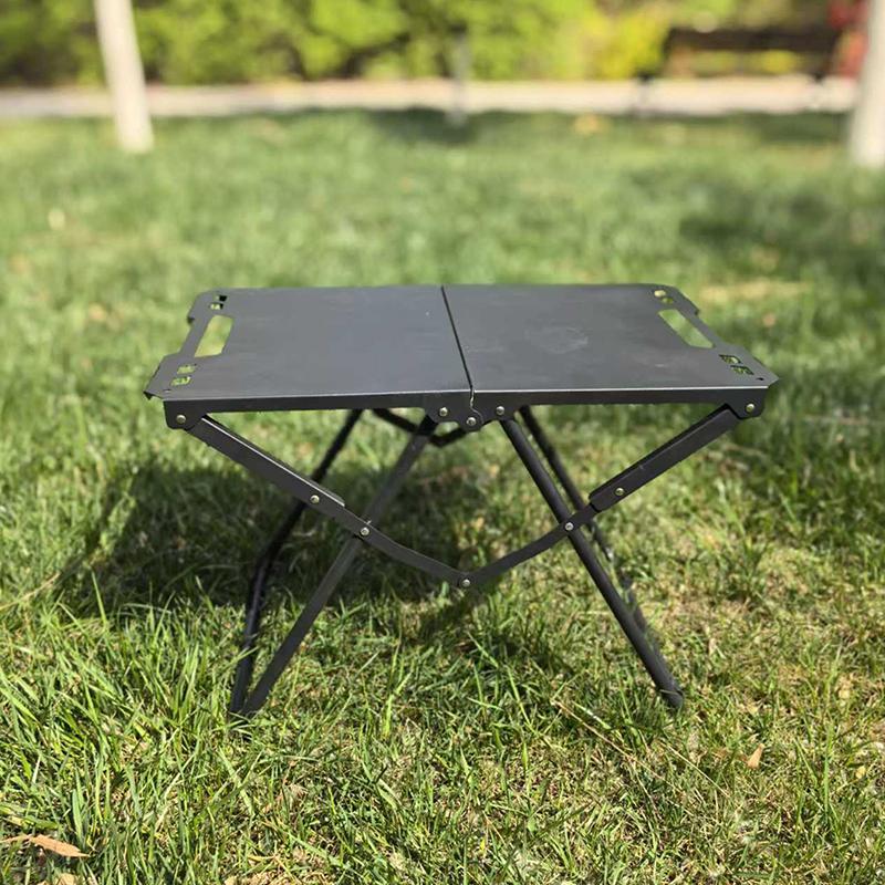 Table de pique-nique portable Tables de plage Table de camping avec support lumineux pour le sable Bord pliable avec évidement Articles suspendables