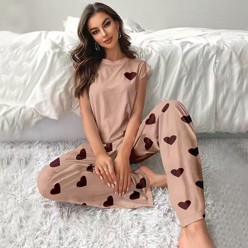 2025 European Women's Heart Print Pajama Set: T-shirt & Long Pants