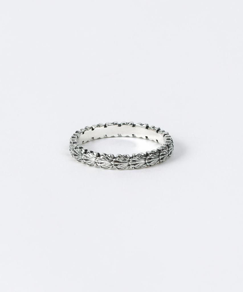 Address669 Acanthus Wreath Ring