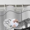 1 Stück verspielter Waschbär in seifiger Badewanne Duschvorhang mit übergroßer Brille & Zigarre - Lustige Polyester Badezimmerdekoration, 70x70 Zoll