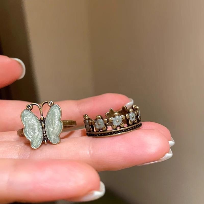 Unique Butterfly Flower Ring Retro Style Statement Pieces For Fall Winter Outfits Fashion Jewelry Gift