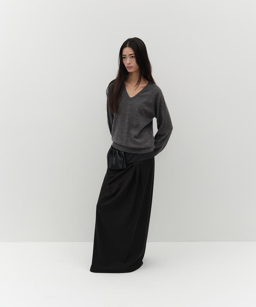 Loutaideu Classic V Neck Knit [Grey]