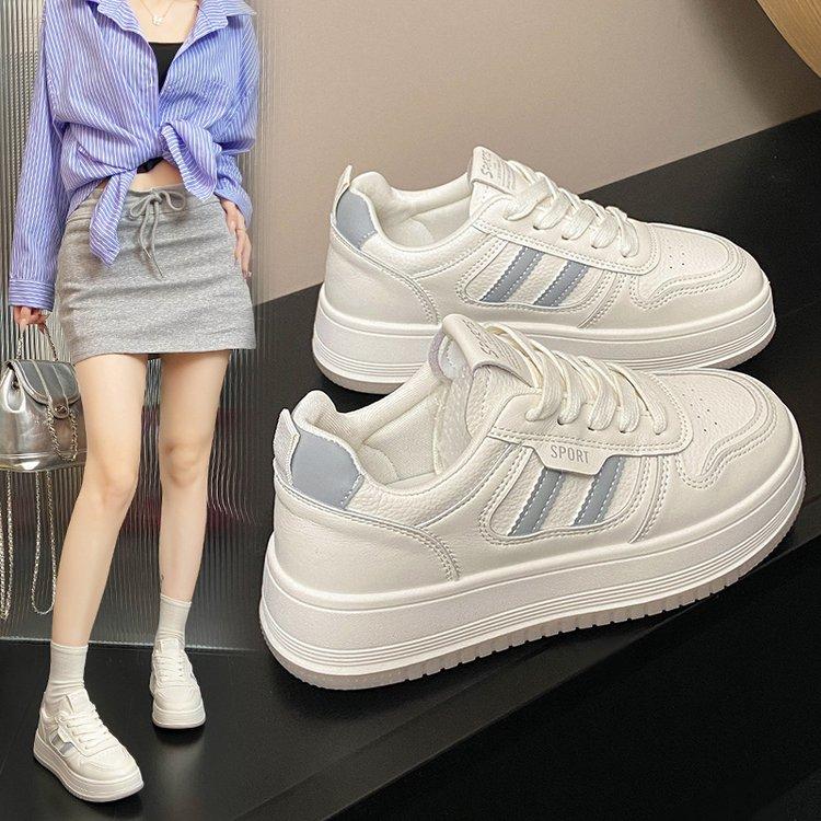 Leder Dicksohlige Erhöhende Kleine Weiße Schuhe Damenschuhe 2025 Herbst Neu Atmungsaktive Lässige Sportschuhe Vielseitige Boardschuhe Damen