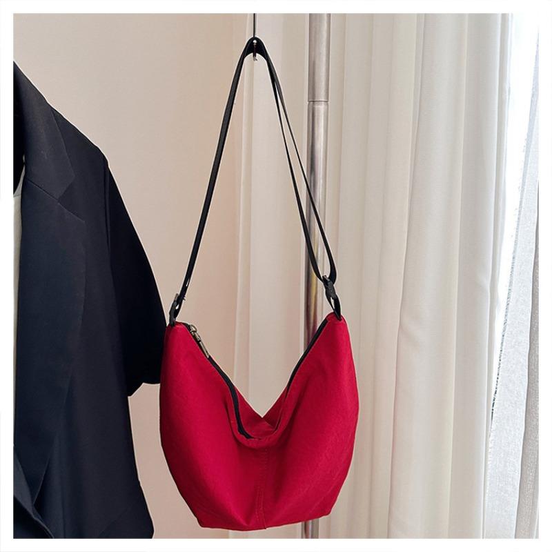 Premium nylon dumpling bag fashionable versatile bag messenger bag women's daily commuting large-capacity shoulder bag