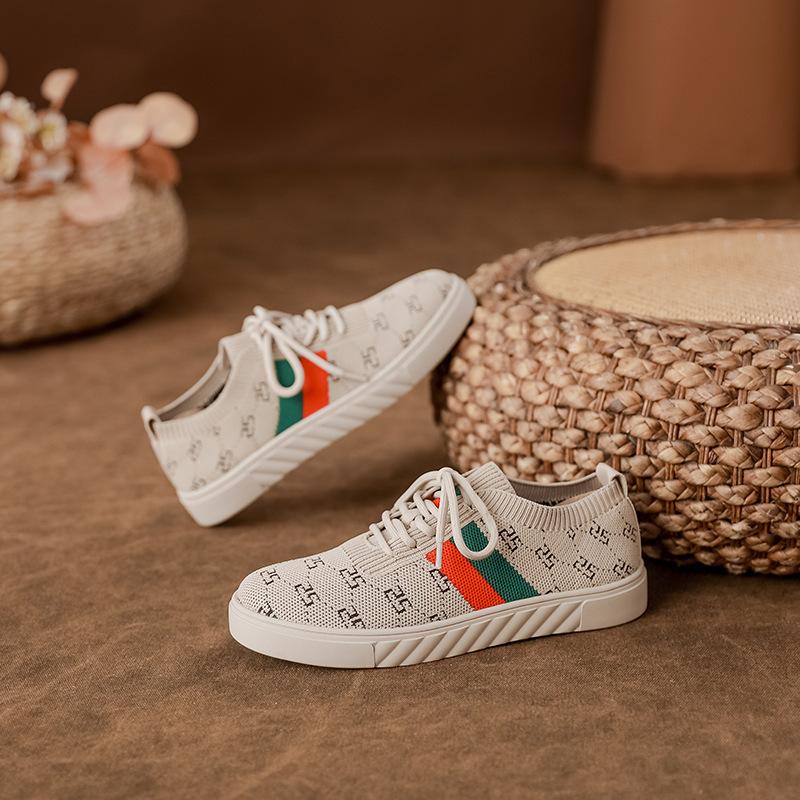 Women's new versatile soft-faced thin soft-soled fly-woven casual shoes flat-soled sports shoes lace-up board shoes