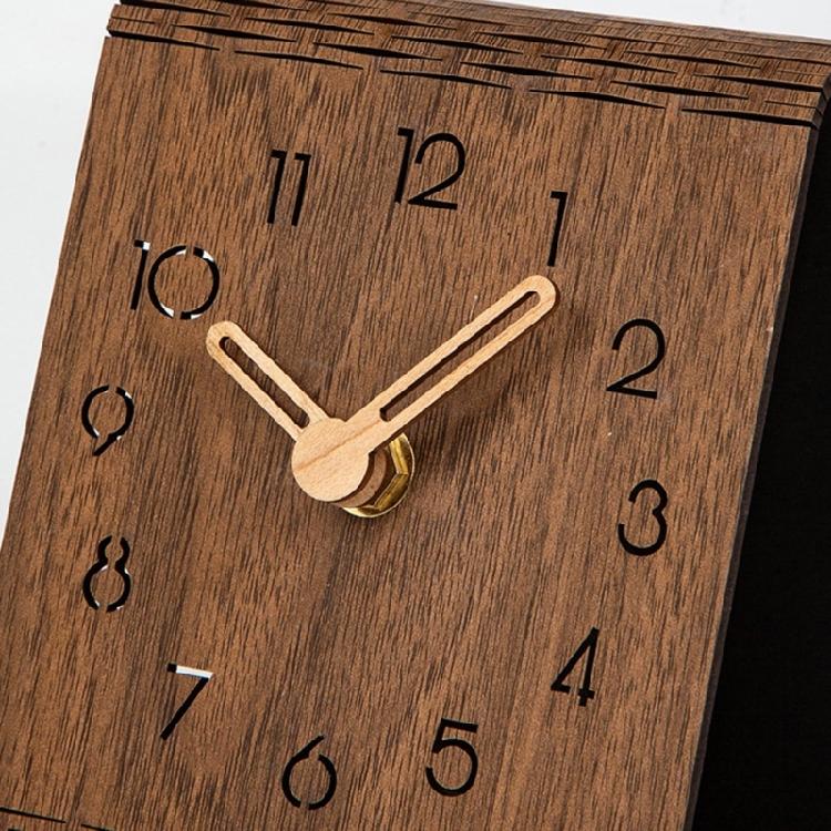 Battery Operated Desk Clocks Silents No Ticking Analog Small Clock Decorative Tabletop Clock for Bedside Bedroom Kitchen