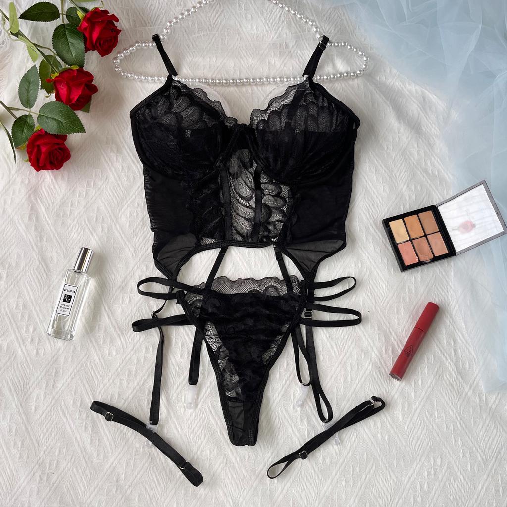 Lingerie set Lace Garter Lingerie Set With Choker Women Intimates Underwire Bra And Thongs Ladies Underwear Set