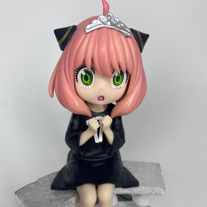 Cute princess Ania figure animation peripheral two-dimensional beautiful girl car desktop chassis ornament gift