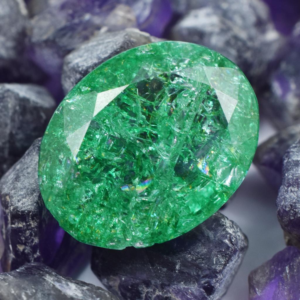 Natural Green Emerald Loose Gemstone Oval Cut 18.90 ct for Jewelry Making and Gem Collections