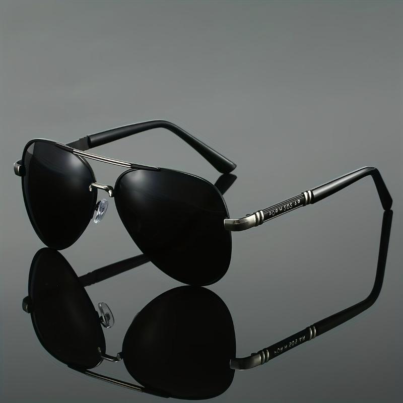 

Мужские очки в стиле ретро Модные очки с полной оправой для повседневной и формальной одежды Винтажный стиль Прочная конструкция серебряный