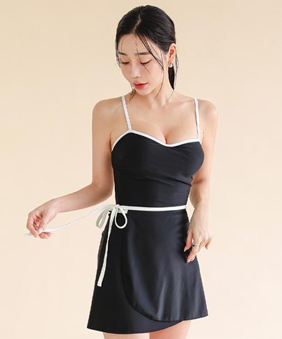 Tyubeuteuli Basic Wrap Skirt Two-Piece Monokini B712 Black