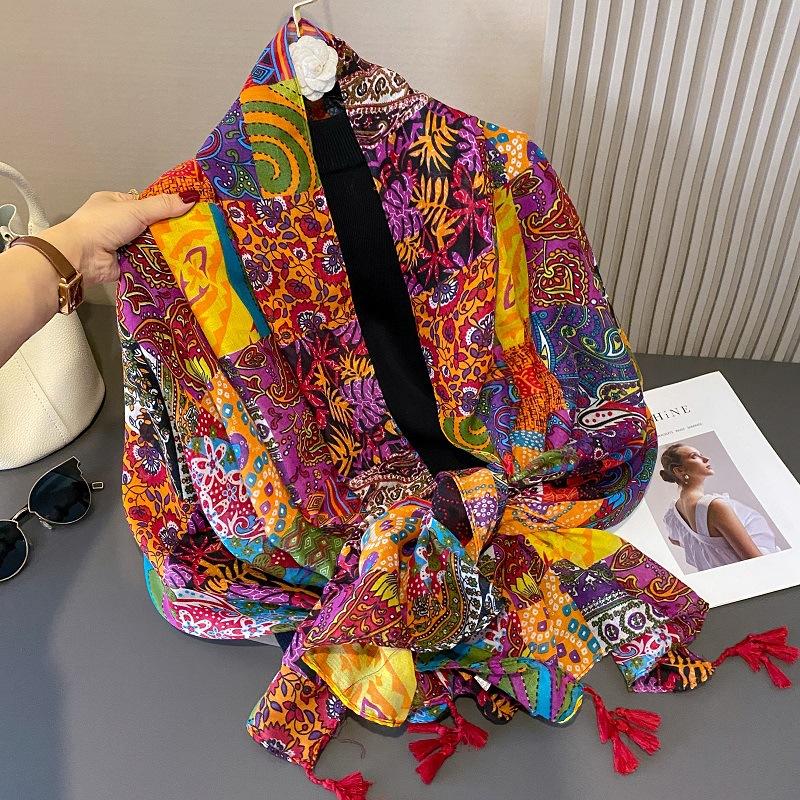 Autumn Viscose Cotton Scarf Aztec Paisley Floral Shawl Wraps Lady Thin Scarves Fashion Tassel Pashmina High Quality Foulard