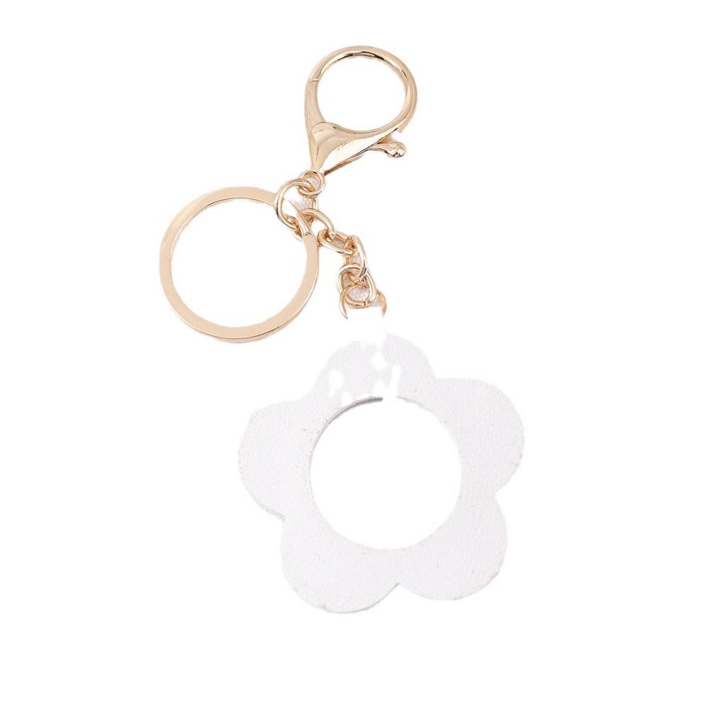 Adorable Heart-Shaped Cartoon Leather Keychain Mirror – Portable and Versatile for Makeup