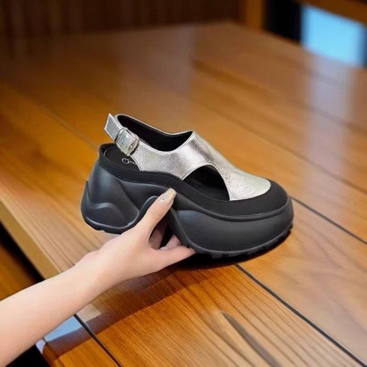 Small hollow bag head sandals women's outer wear 2025 summer new thick-soled muffin versatile casual fashion sandals