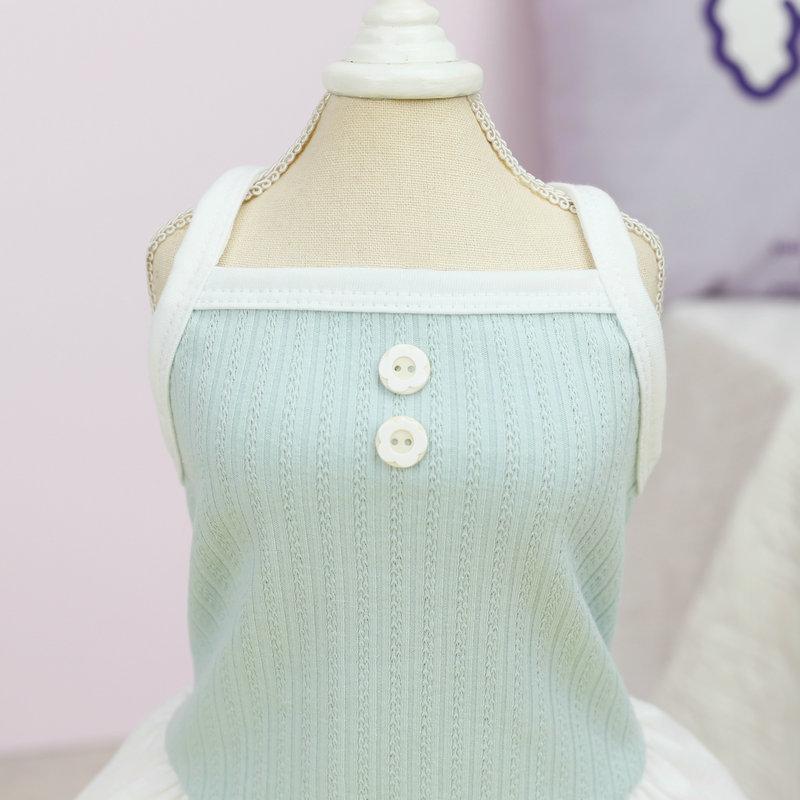 2024 New Pet Dog Clothing Strange Button Halter Skirt Spring and Summer Puppy Clothing Small and Medium-sized Dog Clothing