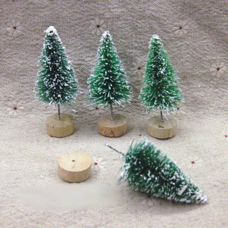 4.5CM Miniature Pine Christmas Tree Snowy Cedar Xmas Decor Creative Adorable Home Ornament for Holiday Decorating