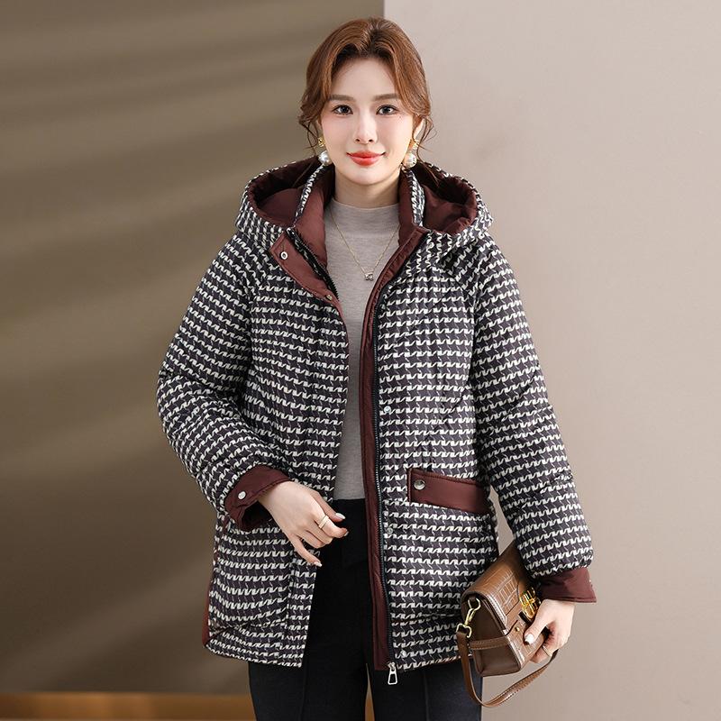 

Thermal clothing winter new Qiandongge cotton-padded jacket medium women s clothing autumn and winter cotton-padded clothing 5XL [recommended 150-80kg]