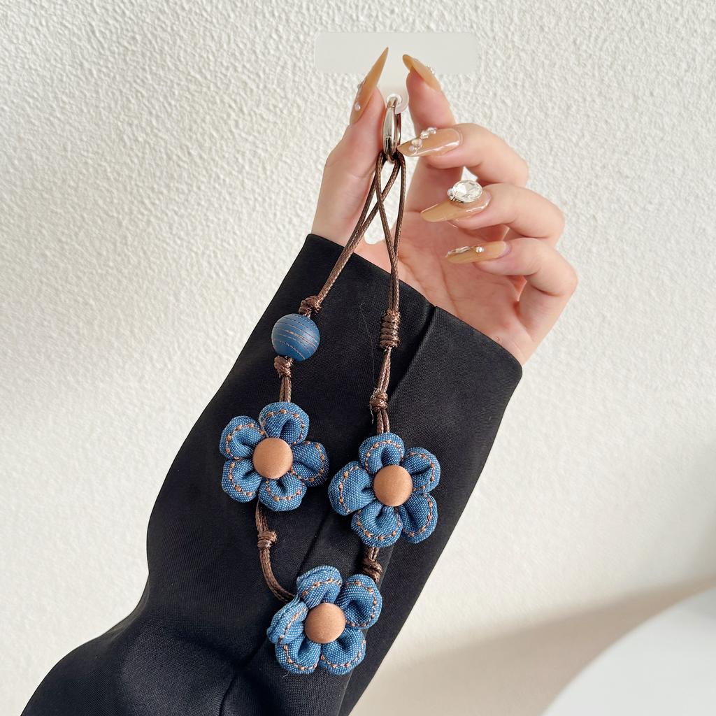 Fashionable And Creative Denim Flower Phone Lanyard, Wrist Short Rope, Water Bottle Backpack Universal Decorative Pendant
