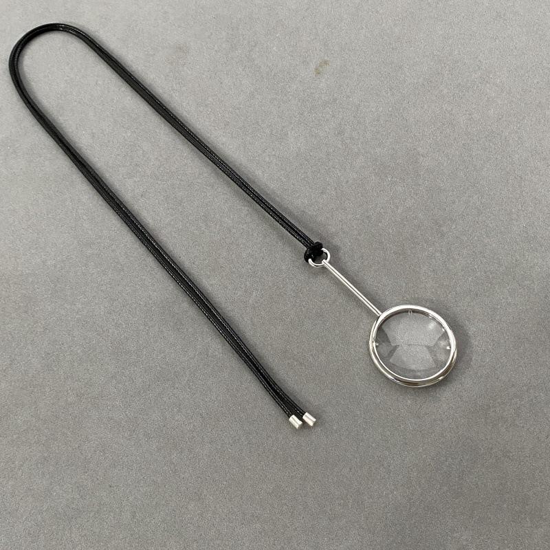 Habl Blogger Style Magnifying Glass Pendant Necklace - Modern, Fun, Dual-Use Design for Women