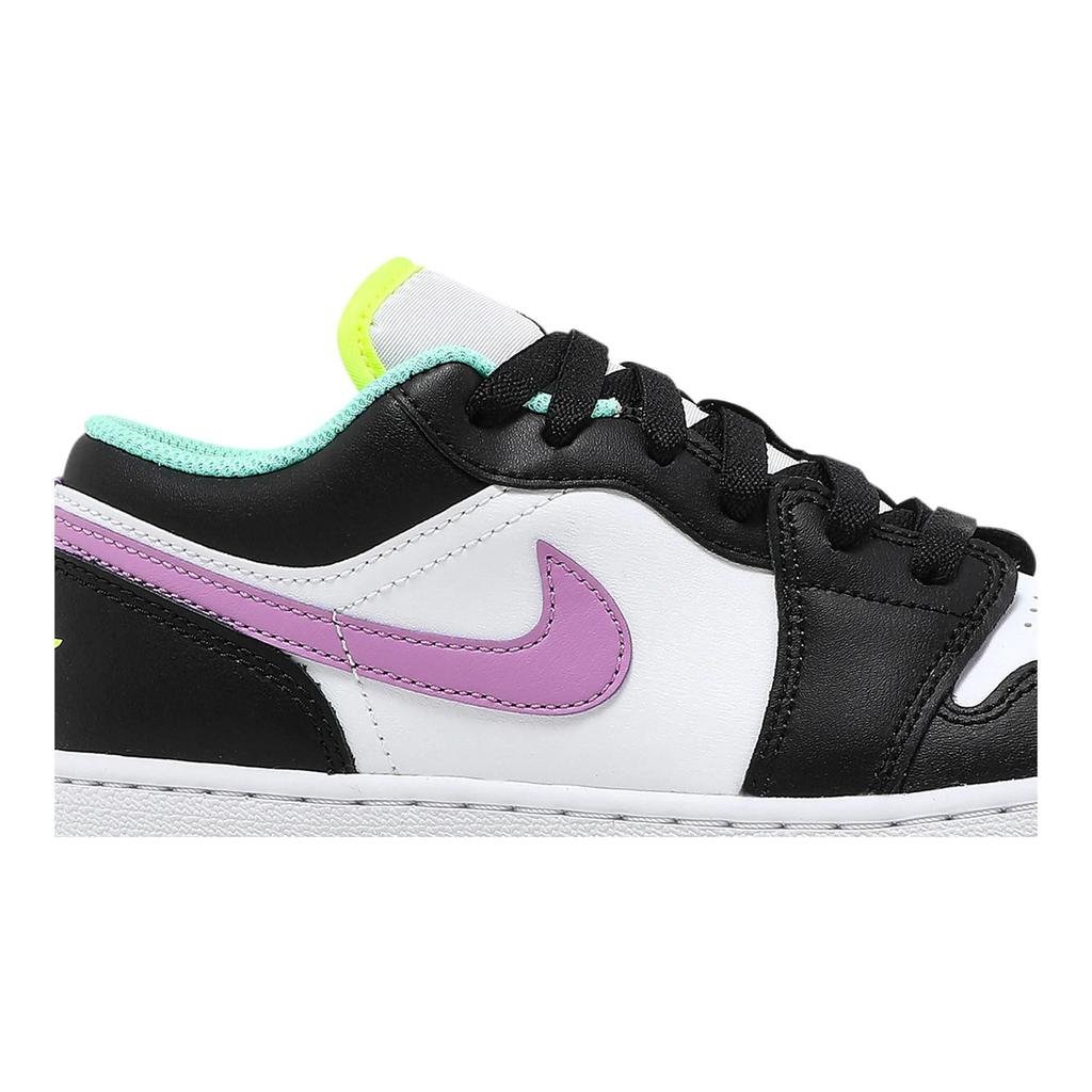 Air Jordan 1 Low Grade School 'White Violet Shock' (Unisex) White / Black / Green Glow / Violet Shock Vintage Basketball Shoes 553560 151