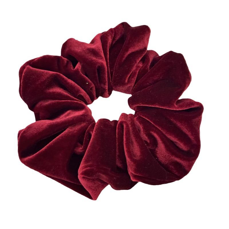 Elegant Velvet Scrunchie: Retro Women's Ponytail Hair Accessory