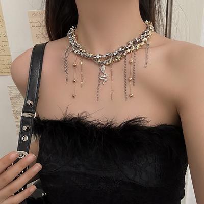 Mode Trend Accessoires Unregelmäßig Handgeperlt Liebe Fransen Schlangenförmiger Anhänger Mix Halskette Edelstahl Schmuck