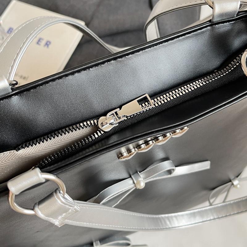 Backpack Women's Large Capacity Shoulder Bag Commuter Tote Bag