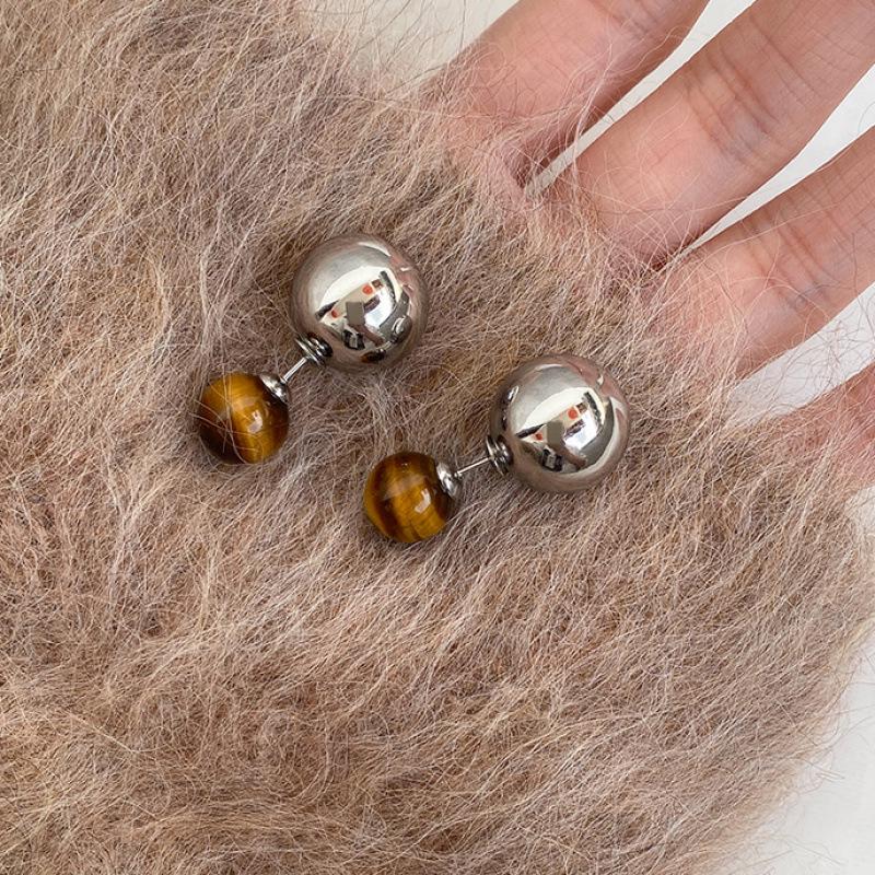 Melanoid Tiger Eye Heart Stud Earrings - Luxurious Fashion Jewelry Design