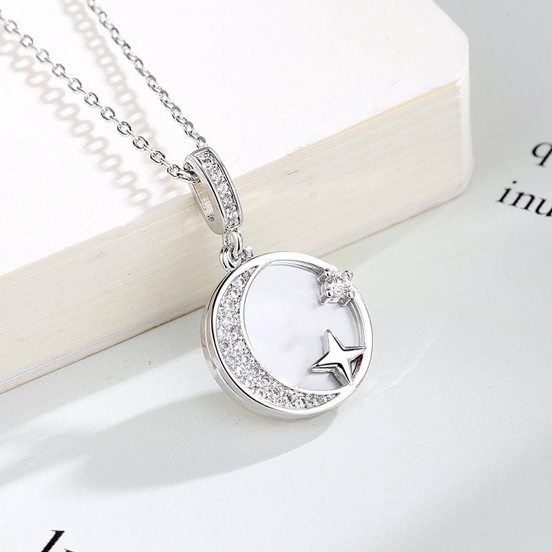 Collier étoile lune chaîne de clavicule simple femme pendentif tempérament collier bijoux femmes argenté