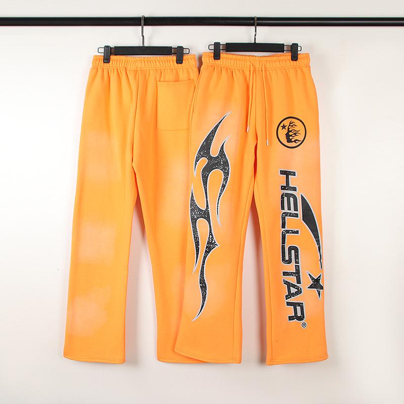 Retro mikina Hellstars s ručně malovaným graffiti - Trendy design s odlupující se barvou a barvením blátem