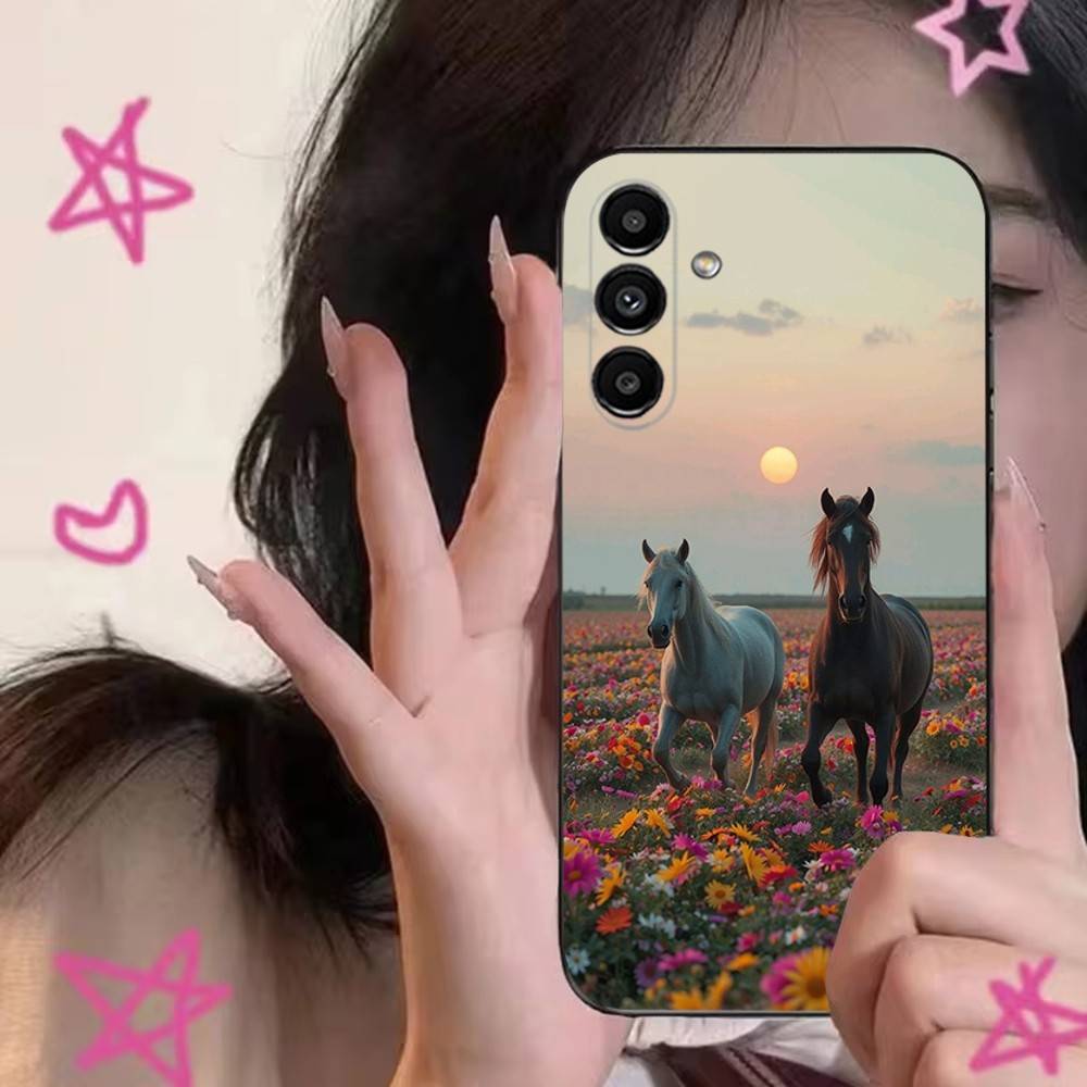 

The horse Phone Case For Samsung S24,S21,S22,S23,S30,Ultra,S20,Plus,Fe,Lite,Note,10,9,5G Black Soft Cover Samsung S205G