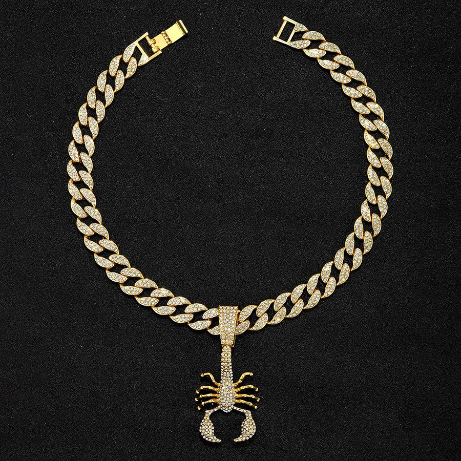 European and American Punk Trend Three-dimensional Scorpion Pendant Necklace, Hip-hop Street Dance Diamond Inlaid Cuban Chain Men's Accessories