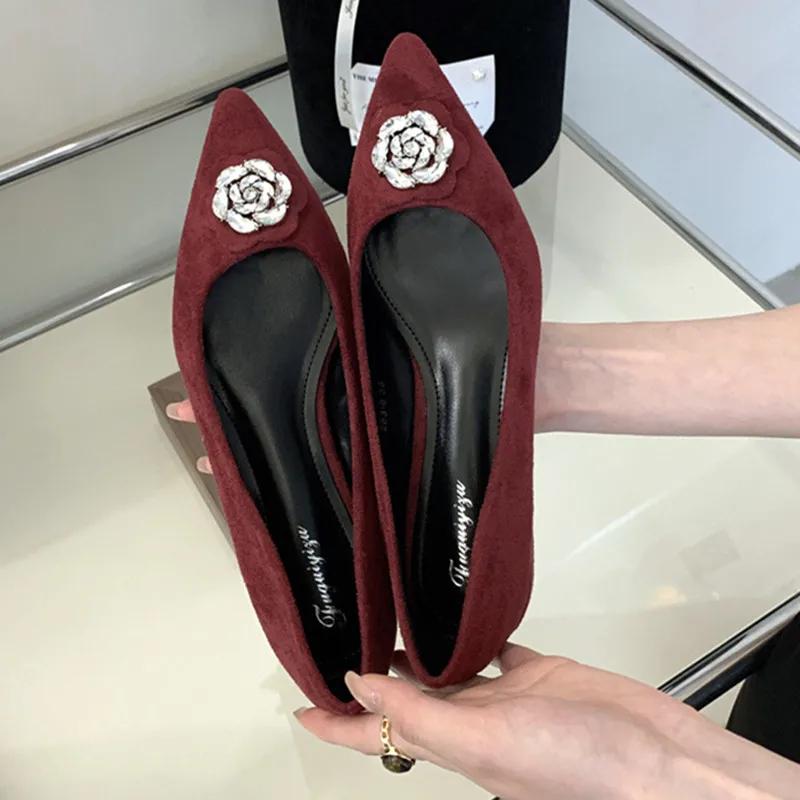 Luxury Crystal Flower Decoration Muels Shoes Women Sexy Pointed Toe Square Low Heel Women Pumps Red Suede Elegant Cozy Flat Shoe