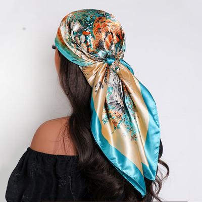 Accessori – Sciarpe e foulard