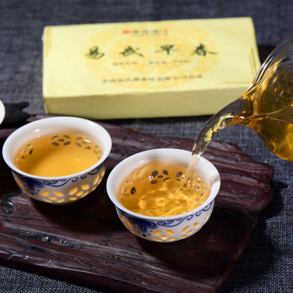 Yunnan Green Tea Spring Raw Pu-erh Old Tree Brick 250g