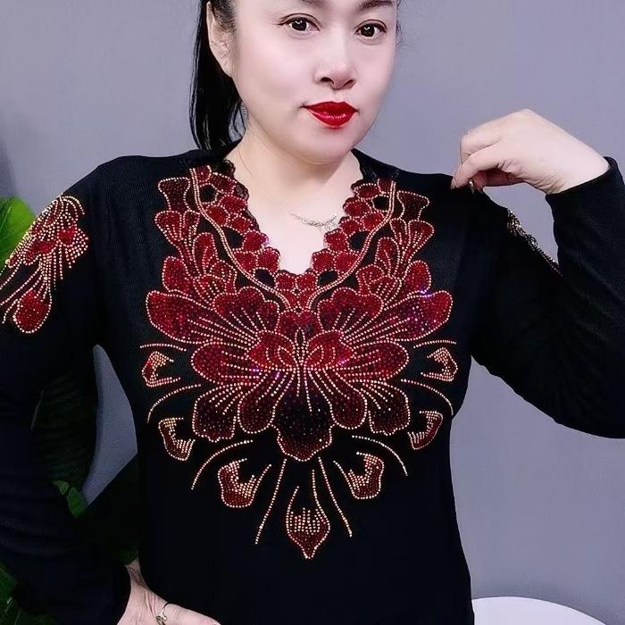 

Rhinestone Long-Sleeve Plus Size Top: Age-Reducing, Tummy Concealing, Warm Base Layer with Fleece and Stand-up Collar for Middle-Aged Women XL