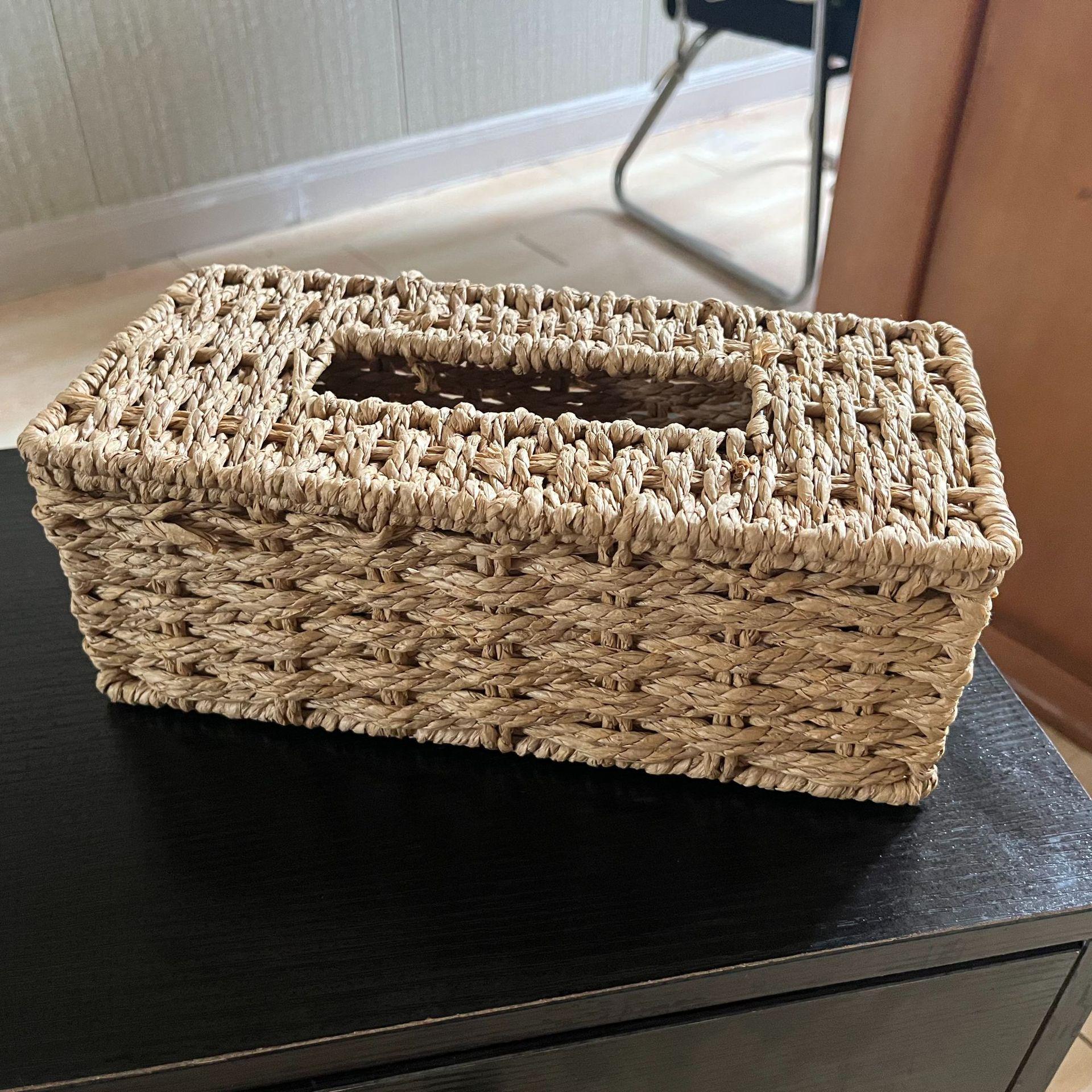 

Elegant Japanese-Inspired Paper Towel Storage Basket with Hinged Lid for Coffee Table or Living Room. Single Price