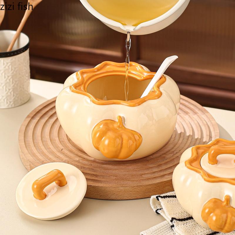 Pumpkin Ceramic Storage Jar Lard Pot Storage Bottle Spice Jar Storages Tank Salt Shaker Chili Jars Lard Bowl with Lid Organizer